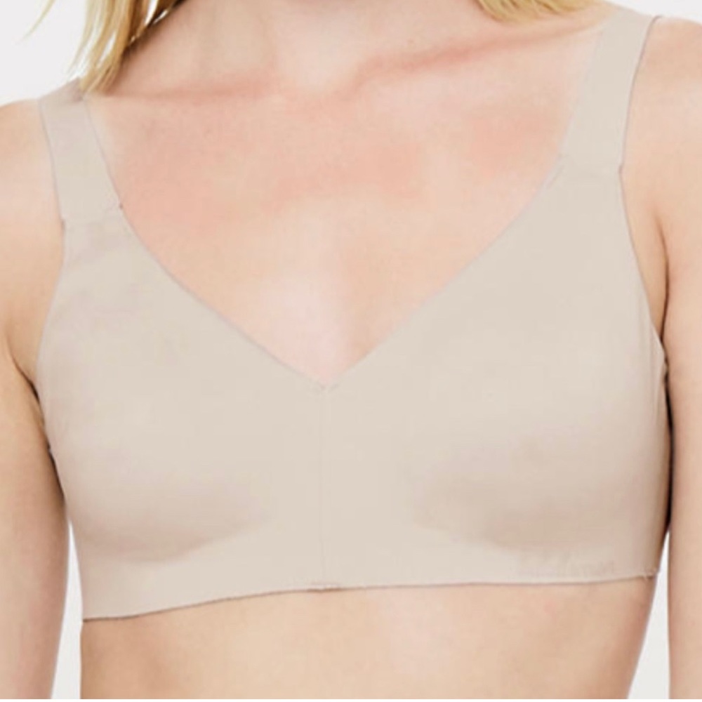 lululemon athletica Seamless Nude Beige Wireless Bra